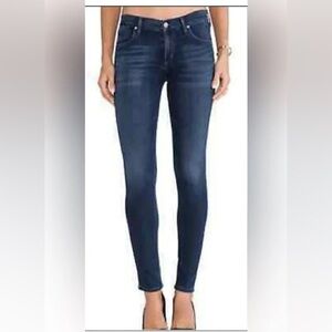 Agolde Colette Crop midrise skinny jeans. EUC. Sz 31. 26.5" inseam. Medium wash.